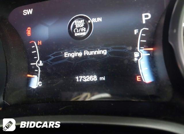 3C4NJDBB3JT100106 2018 Jeep Compass photo no. 7