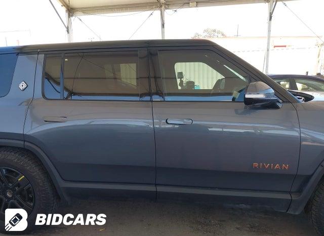 7PDSGABA6PN013227 2023 Rivian R1S photo no. 13