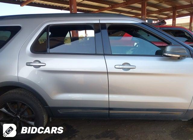 1FM5K7D87HGD41824 2017 Ford Explorer photo no. 12