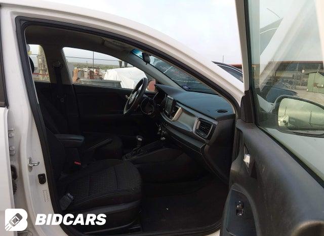 3KPA24AB1KE217055 2019 KIA Rio photo no. 5