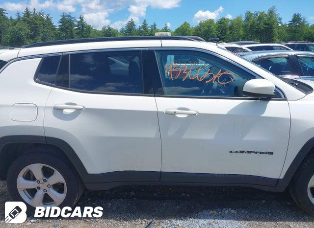3C4NJDBB0KT807326 2019 Jeep Compass photo no. 14