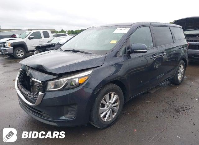 KNDMB5C11H6219880 2017 KIA Sedona photo no. 2