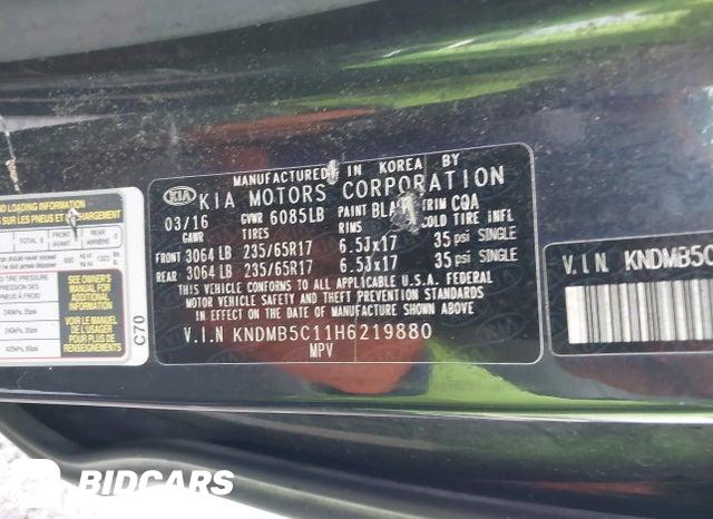 KNDMB5C11H6219880 2017 KIA Sedona photo no. 9