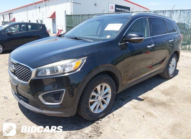 5XYPG4A39GG004370 2016 KIA Sorento photo no. 2