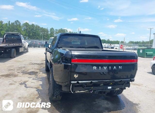 7FCTGAAL8NN004602 2022 Rivian R1T photo no. 6
