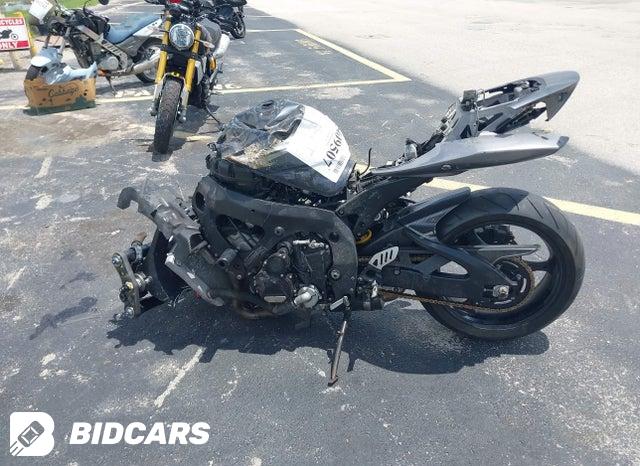 JS1GR7KA772102374 2007 Suzuki GSX-R750 photo no. 12