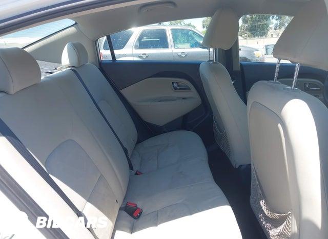 KNADM4A30D6253499 2013 KIA Rio photo no. 8