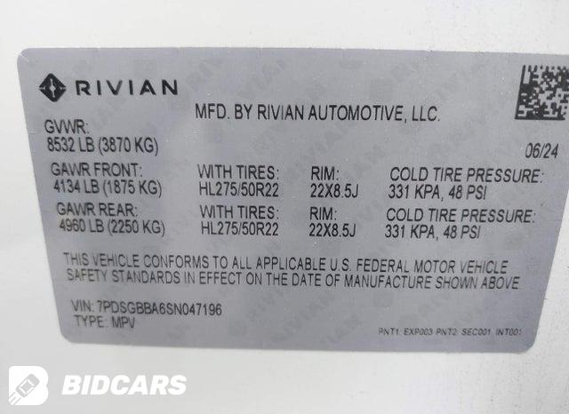 7PDSGBBA6SN047196 2025 Rivian R1S photo no. 9