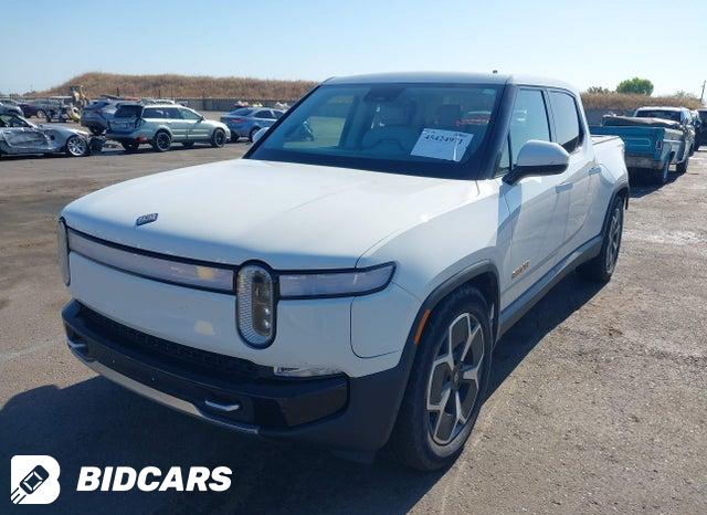 7FCTGAAA3NN013254 2022 Rivian R1T photo no. 2