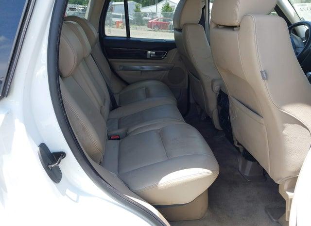 SALSF2D49BA273198 2011 Land Rover Range Rover photo no. 8