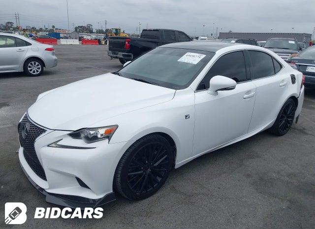 JTHBA1D2XG5009761 2016 Lexus IS photo no. 2