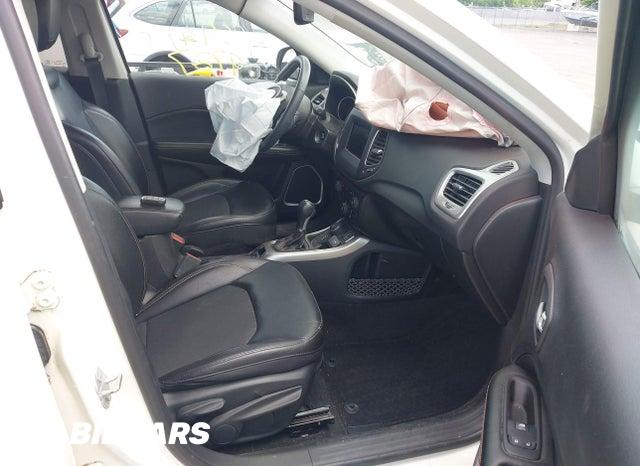 3C4NJDBB7KT630855 2019 Jeep Compass photo no. 5