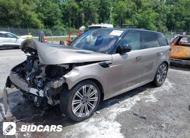 SAL1L9FU5PA131643 2023 Land Rover Range Rover photo no. 2