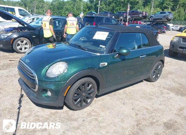 WMWWG5C30H3D00155 2017 Mini Convertible photo no. 2