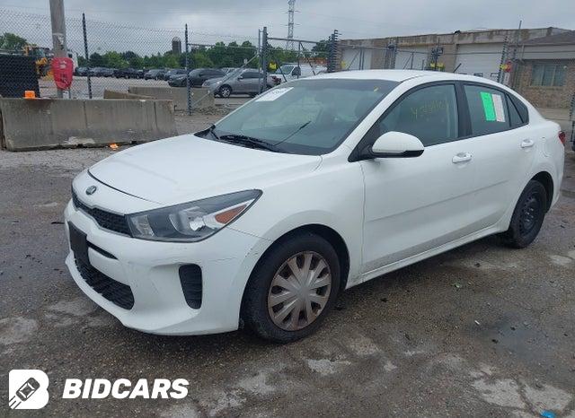 3KPA24AD0LE326349 2020 KIA Rio photo no. 2