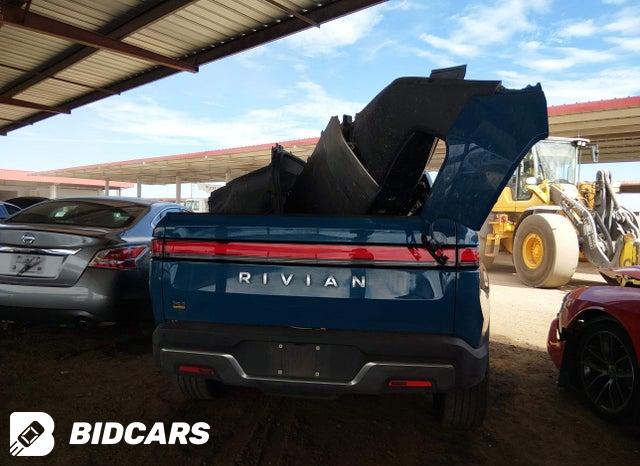 7FCTGAAA3PN018022 2023 Rivian R1T photo no. 17