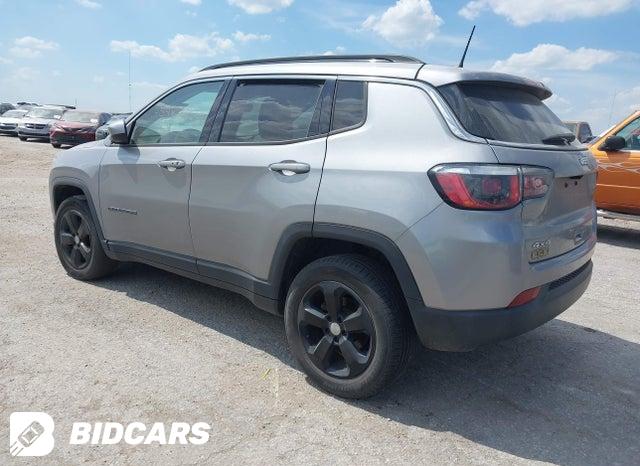 3C4NJDBB1KT767922 2019 Jeep Compass photo no. 3