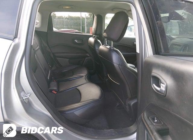3C4NJDBB1KT767922 2019 Jeep Compass photo no. 8