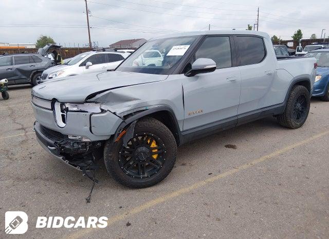 7FCTGAAA5NN009948 2022 Rivian R1T photo no. 2
