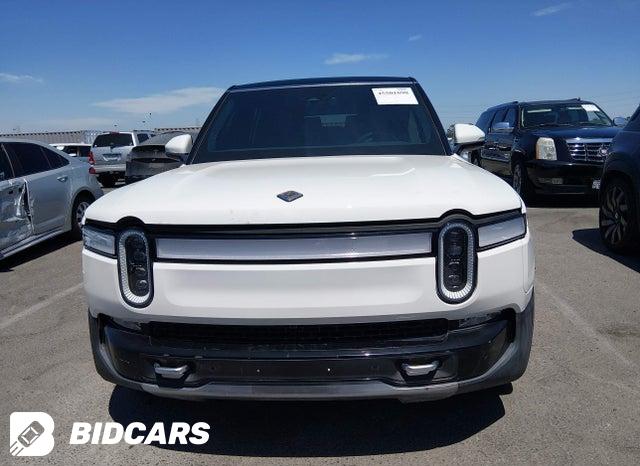 7PDSGABA6PN017536 2023 Rivian R1S photo no. 12