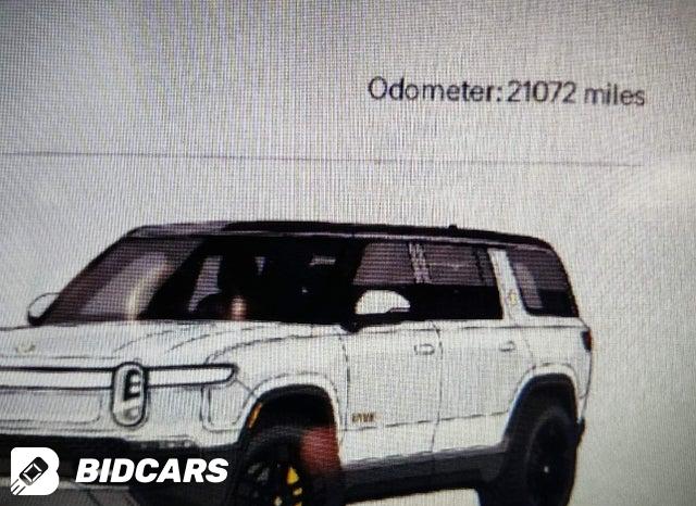 7PDSGABA6PN017536 2023 Rivian R1S photo no. 15