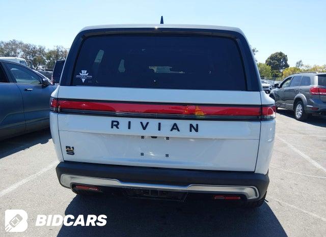 7PDSGABA6PN017536 2023 Rivian R1S photo no. 16