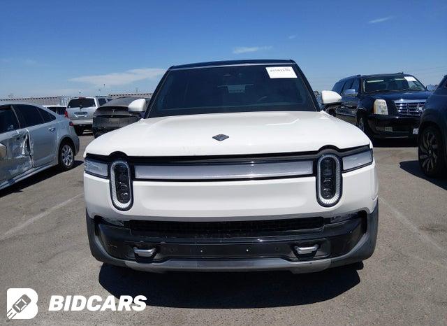 7PDSGABA6PN017536 2023 Rivian R1S photo no. 6