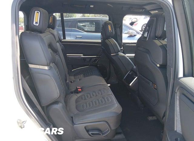 7PDSGABA6PN017536 2023 Rivian R1S photo no. 8