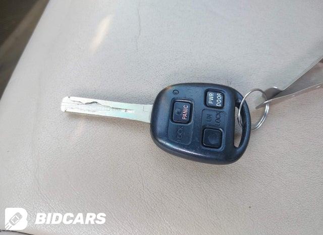 JTJHA31UX40054802 2004 Lexus RX photo no. 11