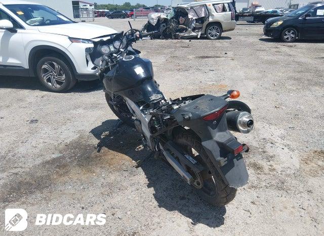 JS1VP54AX42100080 2004 Suzuki DL650 photo no. 3
