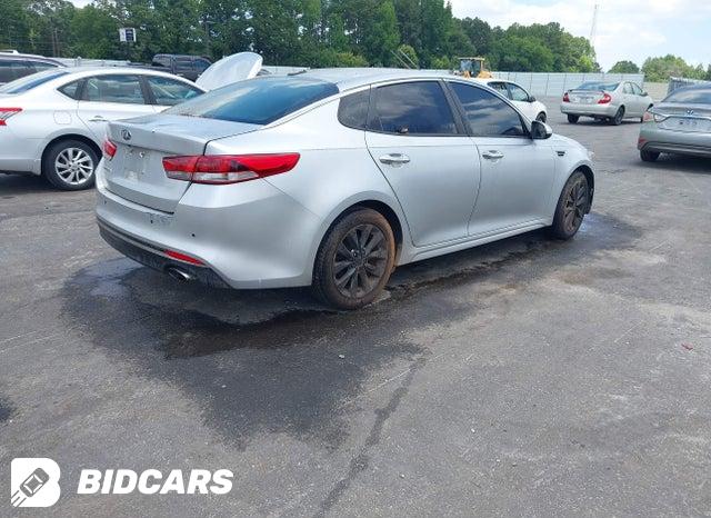 5XXGT4L39GG059933 2016 KIA Optima photo no. 4
