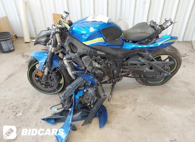 JS1DM11BXH2100984 2017 Suzuki GSX-R1000 photo no. 14