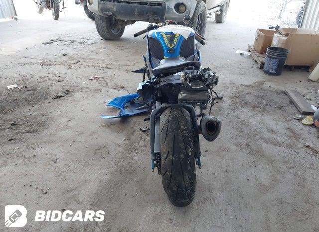 JS1DM11BXH2100984 2017 Suzuki GSX-R1000 photo no. 6