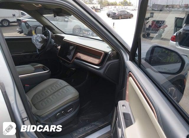 7FCTGCAA9RN03036 2024 Rivian R1T photo no. 5