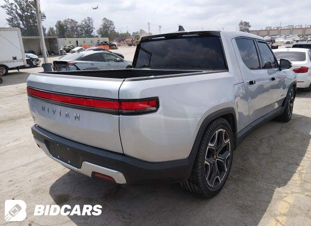 7FCTGCAA9RN030366 2024 Rivian R1T photo no. 4