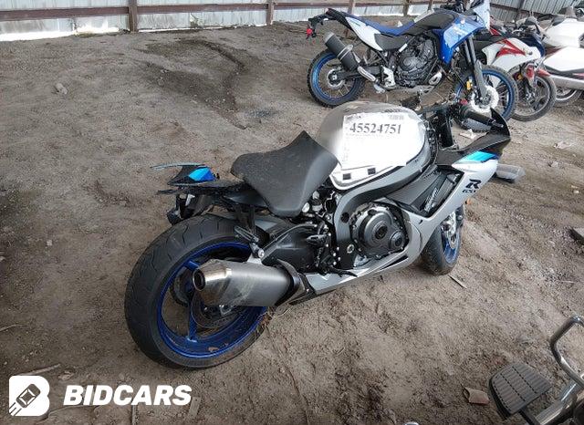 JS1GN7FA8T7100149 2026 Suzuki GSX-R600 photo no. 4