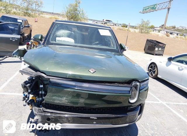 7PDSGBBAXSN069279 2025 Rivian R1S photo no. 13