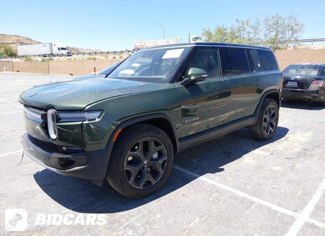 7PDSGBBAXSN069279 2025 Rivian R1S photo no. 2