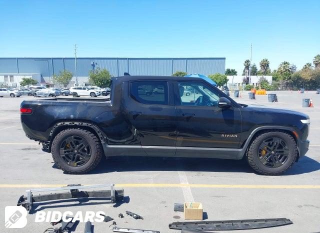 7FCTGAAAXPN020981 2023 Rivian R1T photo no. 14
