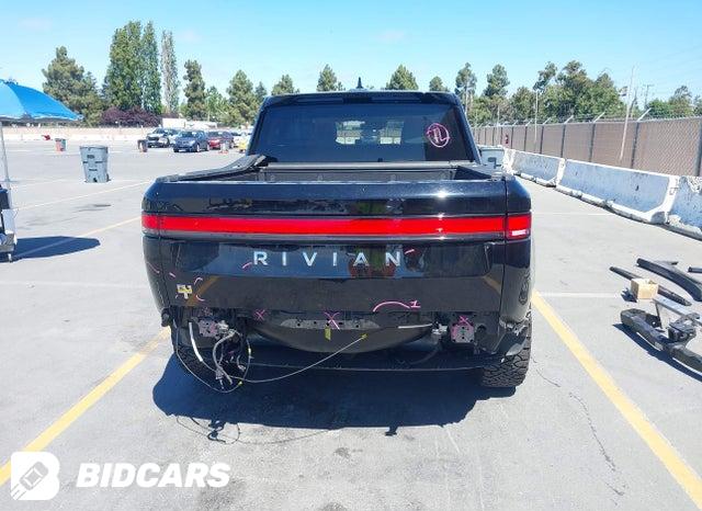 7FCTGAAAXPN020981 2023 Rivian R1T photo no. 17