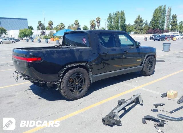 7FCTGAAAXPN020981 2023 Rivian R1T photo no. 4