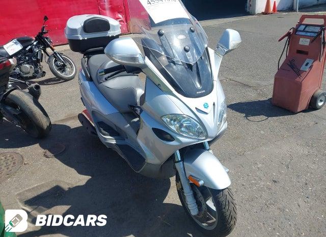 ZAPM270W575001990 2007 Piaggio X9 Evolution photo no. 1
