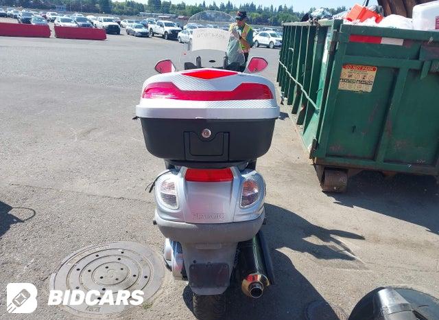 ZAPM270W575001990 2007 Piaggio X9 Evolution photo no. 6