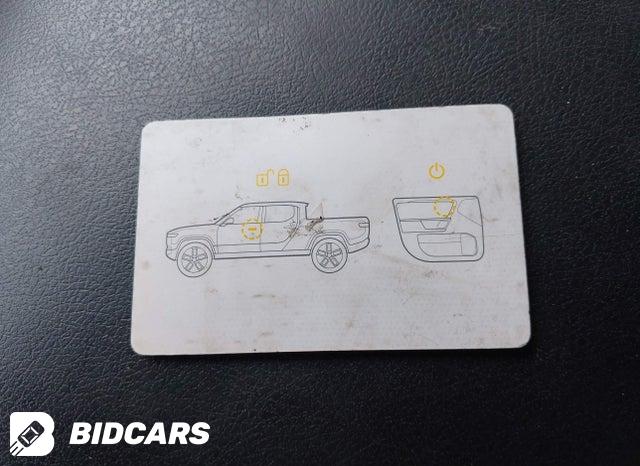 7FCTGAAA4NN015823 2022 Rivian R1T photo no. 11