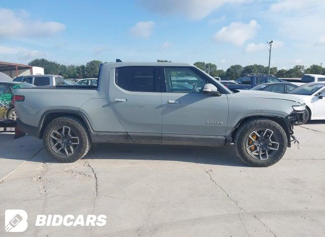 7FCTGAAA4NN015823 2022 Rivian R1T photo no. 14