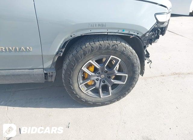 7FCTGAAA4NN015823 2022 Rivian R1T photo no. 20