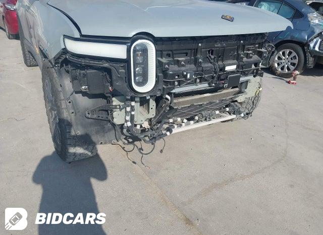 7FCTGAAA4NN015823 2022 Rivian R1T photo no. 21