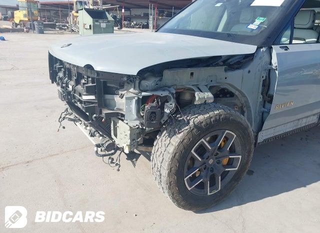 7FCTGAAA4NN015823 2022 Rivian R1T photo no. 6