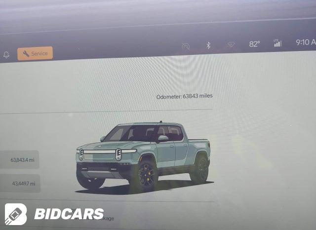 7FCTGAAA4NN015823 2022 Rivian R1T photo no. 7