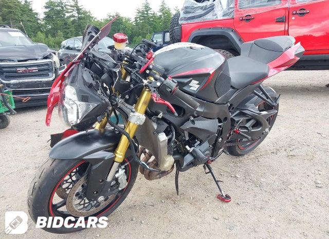 JS1GR7MAXF2101571 2015 Suzuki GSX-R750 photo no. 2